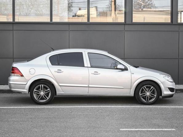 Opel Astra H Рестайлинг с пробегом 2008 года, цена 579 000 рублей, 190377 км, седан, Автокод Объявления