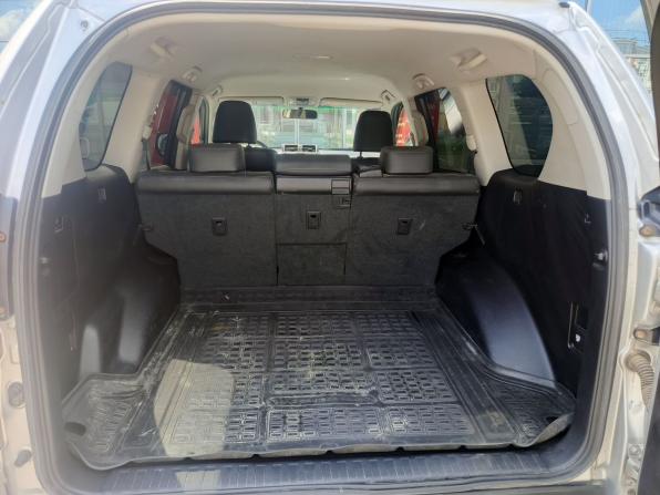 Toyota Land Cruiser Prado 150 Series Рестайлинг 1 с пробегом 2014 года, цена 3 600 000 рублей, 193000 км, внедорожник, Автокод Объявления