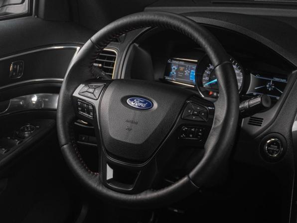 Ford Explorer V Рестайлинг с пробегом 2016 года, цена 2 899 000 рублей, 208054 км, внедорожник, Автокод Объявления