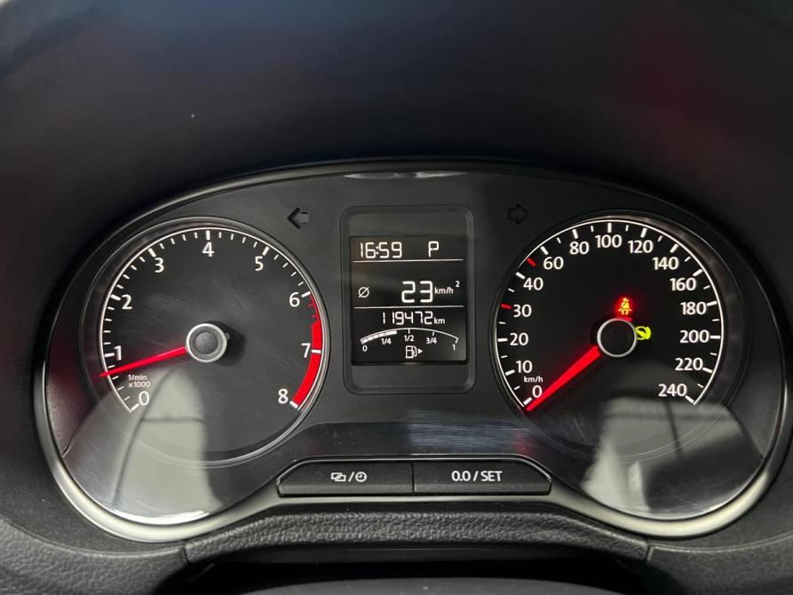 Volkswagen Polo V Рестайлинг Казань  - изображение 11