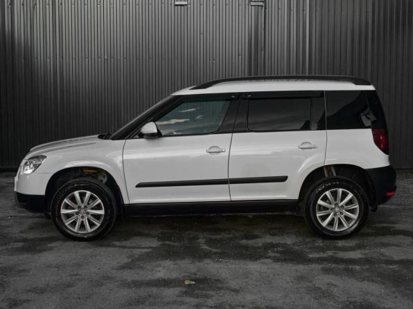 Skoda Yeti I с пробегом 2013 года, цена 800 000 рублей, 192246 км, внедорожник, Автокод Объявления