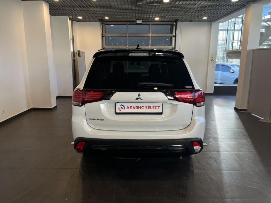 Mitsubishi Outlander III Рестайлинг 3 Чебоксары  - изображение 4
