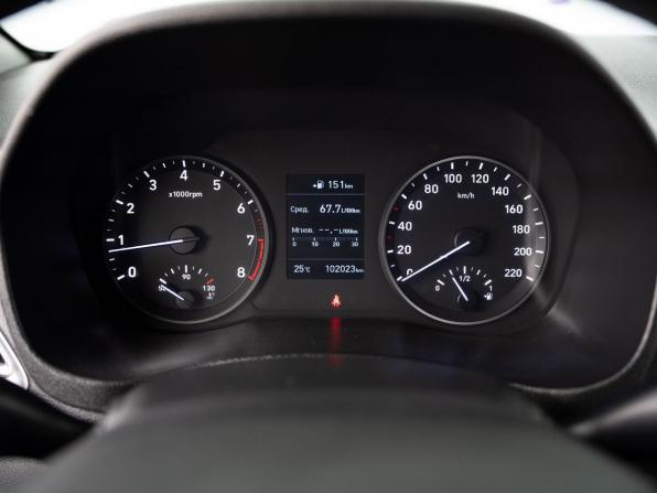 Hyundai Solaris II с пробегом 2019 года, цена 1 370 000 рублей, 102021 км, седан, Автокод Объявления