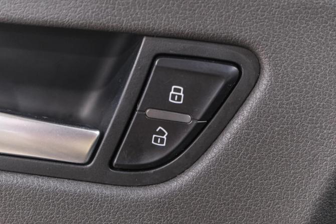 Audi A4 IV (B8) с пробегом 2011 года, цена 909 000 рублей, 268800 км, седан, Автокод Объявления