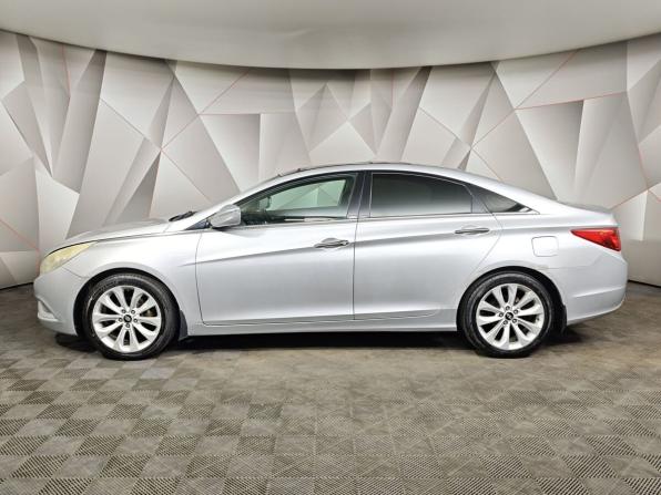 Hyundai Sonata VI (YF) с пробегом 2011 года, цена 925 000 рублей, 191115 км, седан, Автокод Объявления