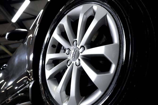 Audi Q5 I (8R) Рестайлинг с пробегом 2013 года, цена 1 849 000 рублей, 215000 км, внедорожник, Автокод Объявления