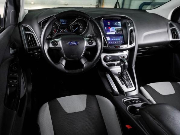 Ford Focus III с пробегом 2013 года, цена 970 000 рублей, 135584 км, хэтчбек, Автокод Объявления