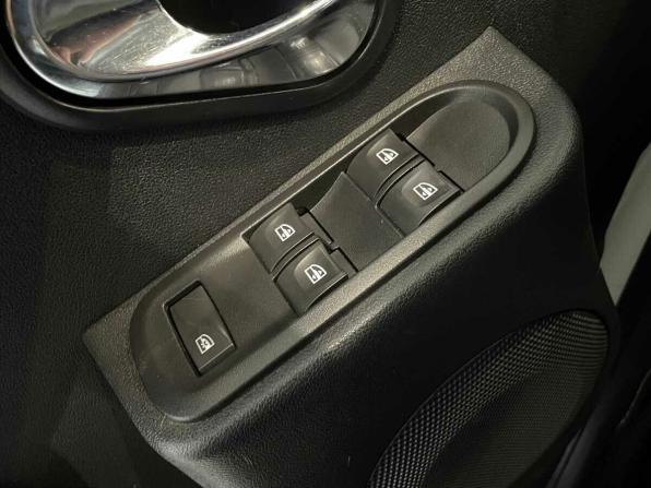 Renault Duster I Рестайлинг с пробегом 2015 года, цена 919 000 рублей, 158795 км, внедорожник, Автокод Объявления
