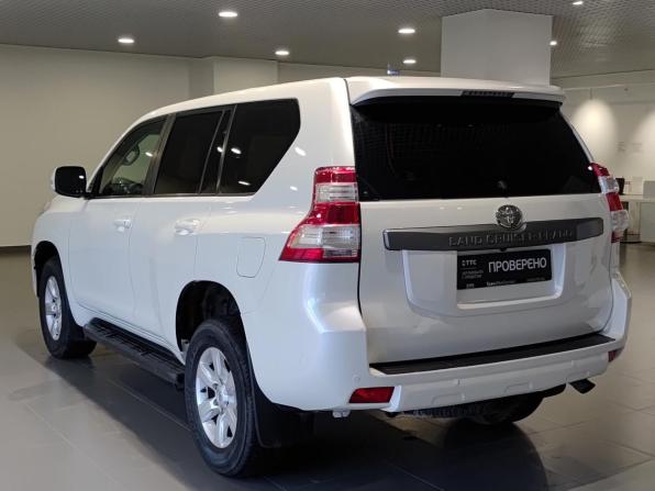 Toyota Land Cruiser Prado 150 Series Рестайлинг 1 с пробегом 2015 года, цена 3 465 000 рублей, 223531 км, внедорожник, Автокод Объявления