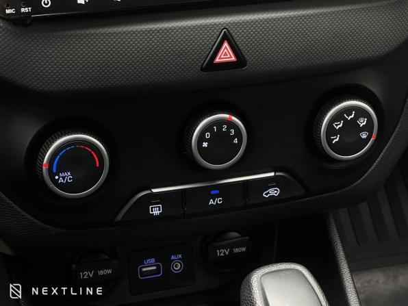 Hyundai Creta I с пробегом 2017 года, цена 1 590 000 рублей, 98130 км, внедорожник, Автокод Объявления