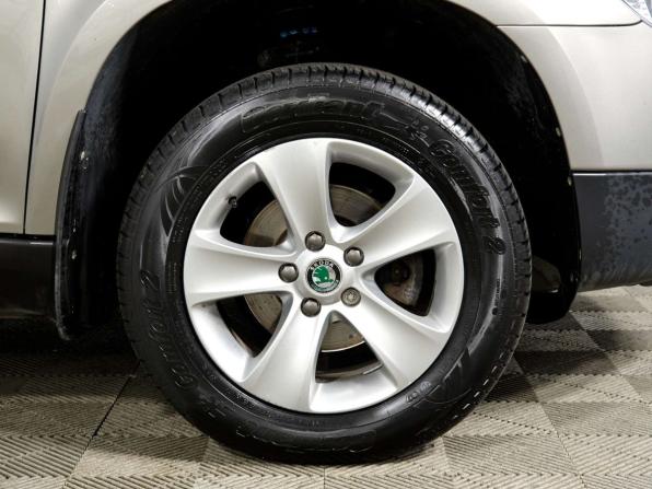 Skoda Yeti I с пробегом 2012 года, цена 978 000 рублей, 58598 км, внедорожник, Автокод Объявления