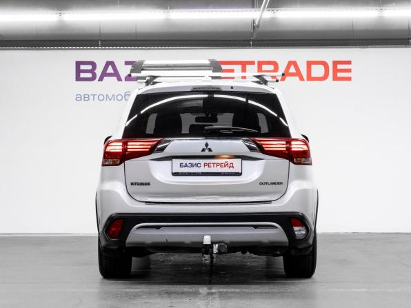 Mitsubishi Outlander III Рестайлинг 3 с пробегом 2019 года, цена 2 599 000 рублей, 73006 км, внедорожник, Автокод Объявления