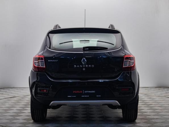 Renault Sandero II с пробегом 2017 года, цена 850 000 рублей, 111745 км, хэтчбек, Автокод Объявления
