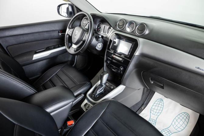 Suzuki Vitara II с пробегом 2016 года, цена 1 639 000 рублей, 165000 км, внедорожник, Автокод Объявления