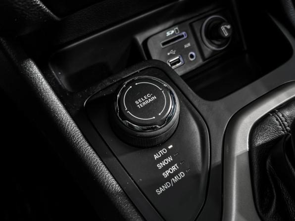 Jeep Cherokee V (KL) с пробегом 2014 года, цена 1 637 980 рублей, 126500 км, внедорожник, Автокод Объявления