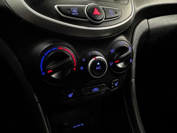 Hyundai Solaris I с пробегом 2013 года, цена 730 000 рублей, 170261 км, седан, Автокод Объявления