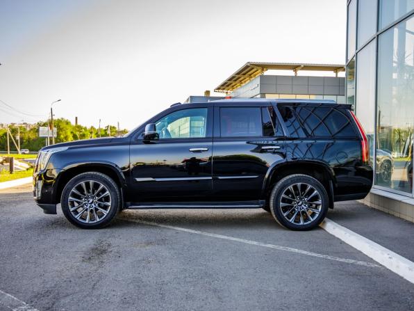 Cadillac Escalade IV с пробегом 2019 года, цена 5 578 000 рублей, 141606 км, внедорожник, Автокод Объявления