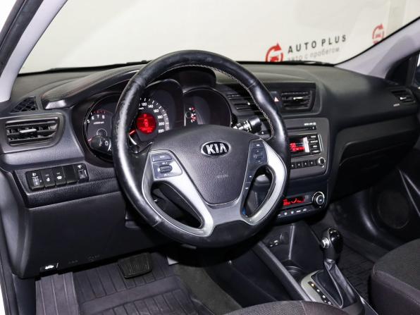 Kia Rio III Рестайлинг с пробегом 2017 года, цена 1 199 000 рублей, 106500 км, седан, Автокод Объявления