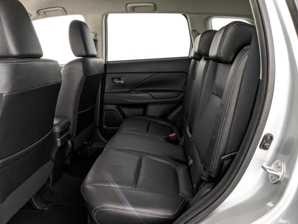 Mitsubishi Outlander III с пробегом 2014 года, цена 2 400 000 рублей, 43000 км, внедорожник, Автокод Объявления