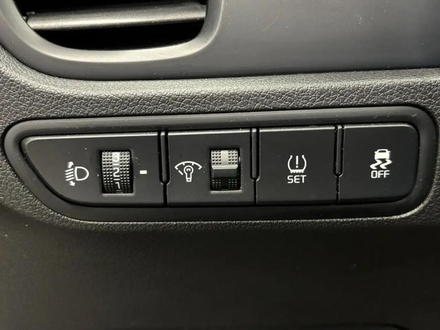 Kia Rio IV Саратов  - изображение 11