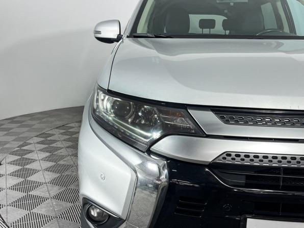 Mitsubishi Outlander III Рестайлинг 3 с пробегом 2019 года, цена 2 091 000 рублей, 127000 км, внедорожник, Автокод Объявления