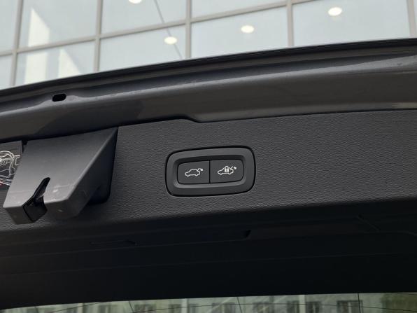 Volvo V60 Cross Country II с пробегом 2021 года, цена 3 999 000 рублей, 100427 км, универсал, Автокод Объявления