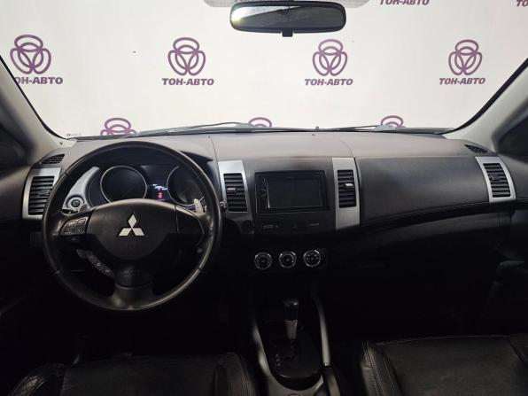 Mitsubishi Outlander II Рестайлинг с пробегом 2010 года, цена 957 000 рублей, 226085 км, внедорожник, Автокод Объявления