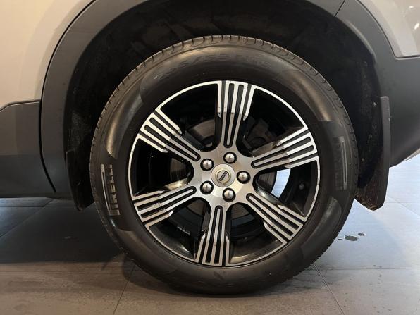 Volvo XC40 I с пробегом 2021 года, цена 3 550 000 рублей, 112280 км, внедорожник, Автокод Объявления