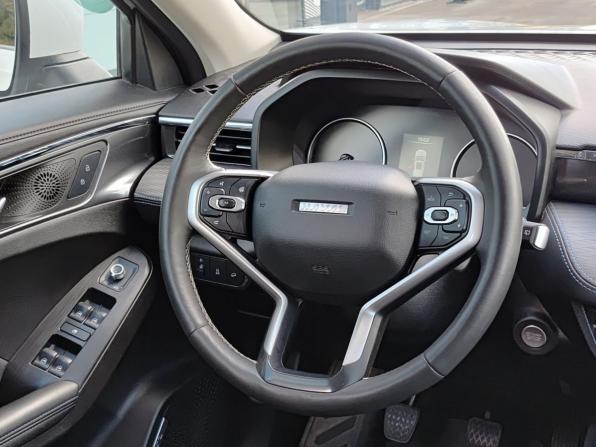 Haval Jolion I с пробегом 2021 года, цена 1 599 000 рублей, 61000 км, внедорожник, Автокод Объявления