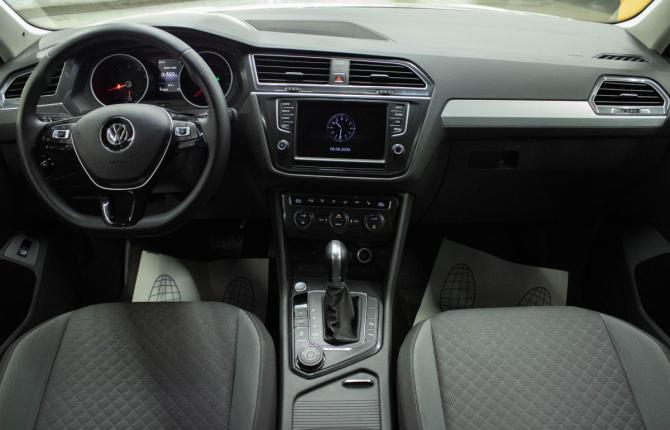 Volkswagen Tiguan II с пробегом 2017 года, цена 2 199 000 рублей, 174505 км, внедорожник, Автокод Объявления