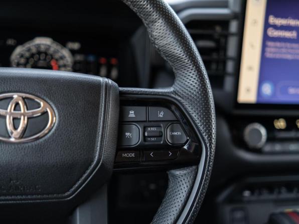 Toyota Tundra III с пробегом 2023 года, цена 8 999 000 рублей, 82274 км, offers.body_type.unknown, Автокод Объявления