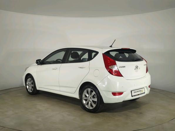Hyundai Solaris I с пробегом 2012 года, цена 689 000 рублей, 137334 км, хэтчбек, Автокод Объявления