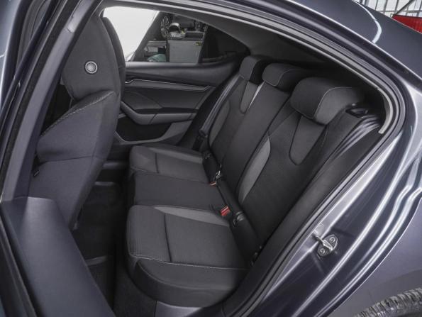 Skoda Octavia IV (A8) с пробегом 2021 года, цена 2 370 000 рублей, 106179 км, лифтбек, Автокод Объявления