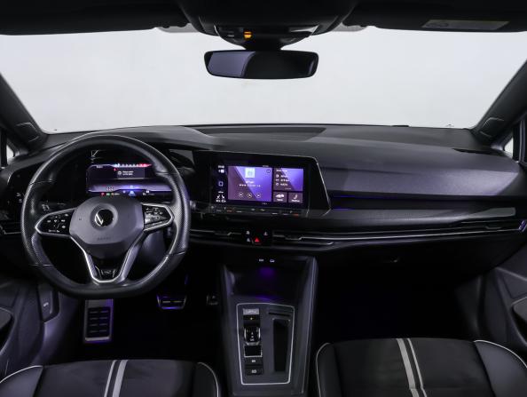 Volkswagen Golf VIII с пробегом 2021 года, цена 2 750 000 рублей, 42350 км, хэтчбек, Автокод Объявления