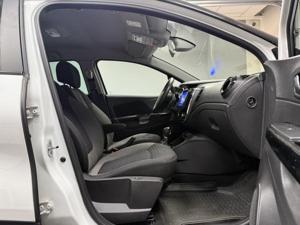 Renault Kaptur I с пробегом 2018 года, цена 1 390 000 рублей, 77288 км, внедорожник, Автокод Объявления