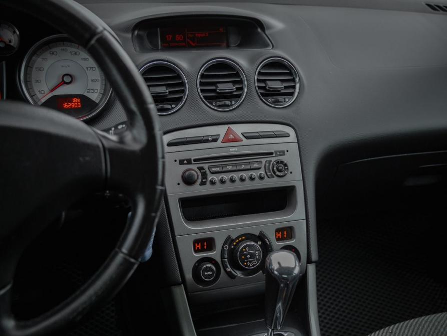 Peugeot 308 I Тюмень  - изображение 10