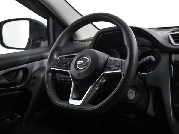 Nissan Qashqai II с пробегом 2018 года, цена 1 345 000 рублей, 90258 км, внедорожник, Автокод Объявления
