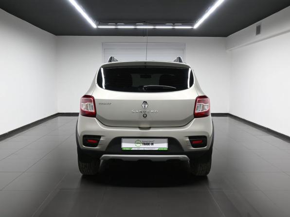 Renault Sandero II с пробегом 2017 года, цена 1 115 000 рублей, 123452 км, хэтчбек, Автокод Объявления