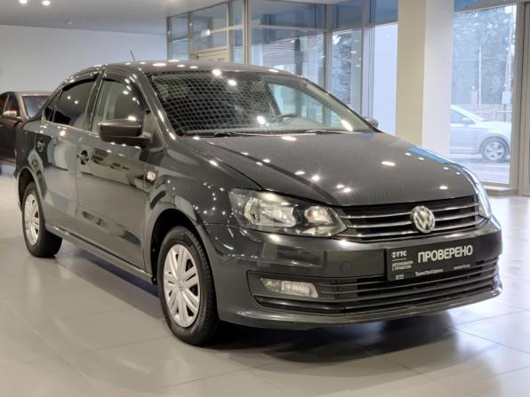 Volkswagen Polo V Рестайлинг с пробегом 2018 года, цена 1 059 000 рублей, 139567 км, седан, Автокод Объявления