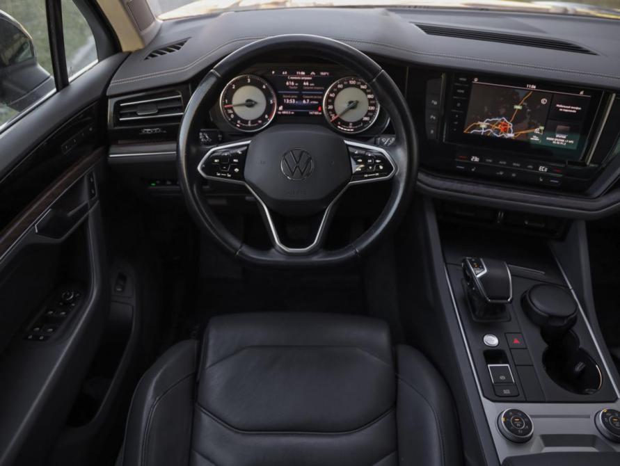 Volkswagen Touareg III Санкт-Петербург  - изображение 11