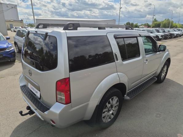 Nissan Pathfinder III Рестайлинг с пробегом 2010 года, цена 1 650 000 рублей, 363016 км, внедорожник, Автокод Объявления