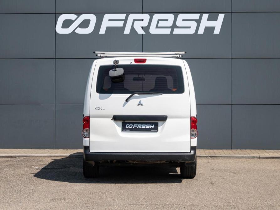 Mitsubishi Delica V Краснодар  - изображение 4