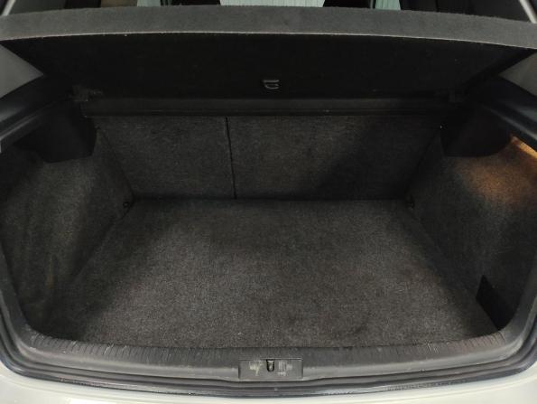 Volkswagen Golf VI с пробегом 2011 года, цена 600 000 рублей, 322000 км, хэтчбек, Автокод Объявления