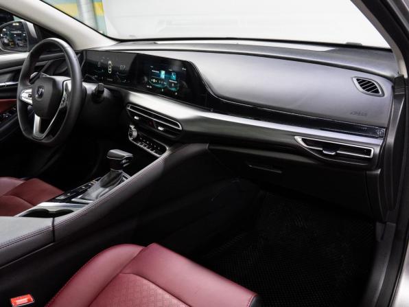 Changan Eado Plus с пробегом 2024 года, цена 1 790 000 рублей, 15895 км, седан, Автокод Объявления