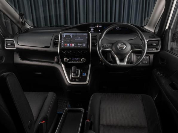 Nissan Serena V (C27) с пробегом 2018 года, цена 1 899 000 рублей, 127436 км, минивэн, Автокод Объявления