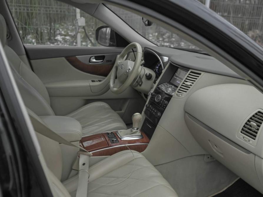 Infiniti QX70 Санкт-Петербург  - изображение 16