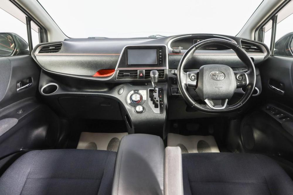 Toyota Sienta II Новосибирск  - изображение 9