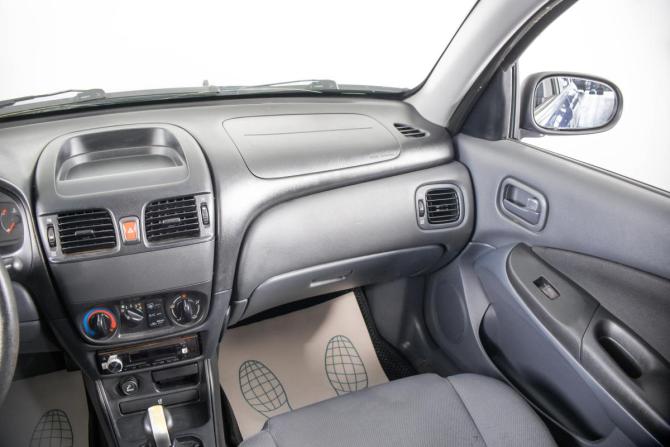 Nissan Almera II (N16) Рестайлинг с пробегом 2005 года, цена 399 000 рублей, 282145 км, хэтчбек, Автокод Объявления