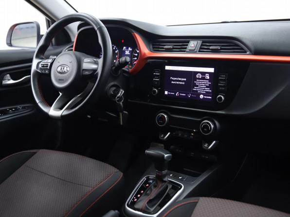Kia Rio IV Рестайлинг с пробегом 2021 года, цена 1 790 000 рублей, 84705 км, хэтчбек, Автокод Объявления