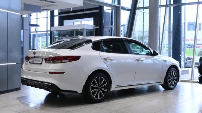 Kia Optima IV Рестайлинг с пробегом 2018 года, цена 2 100 000 рублей, 125613 км, седан, Автокод Объявления